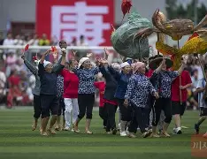 “女子足球盛宴：各国代表队角逐世界冠军！”的简单介绍