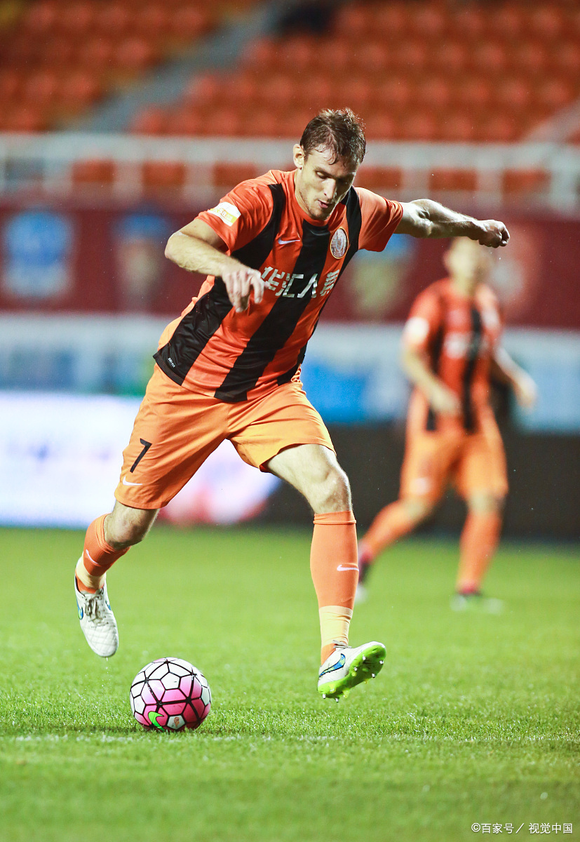 九游体育在线观看-“法甲的冬季转会市场，各队的补强与策略！”