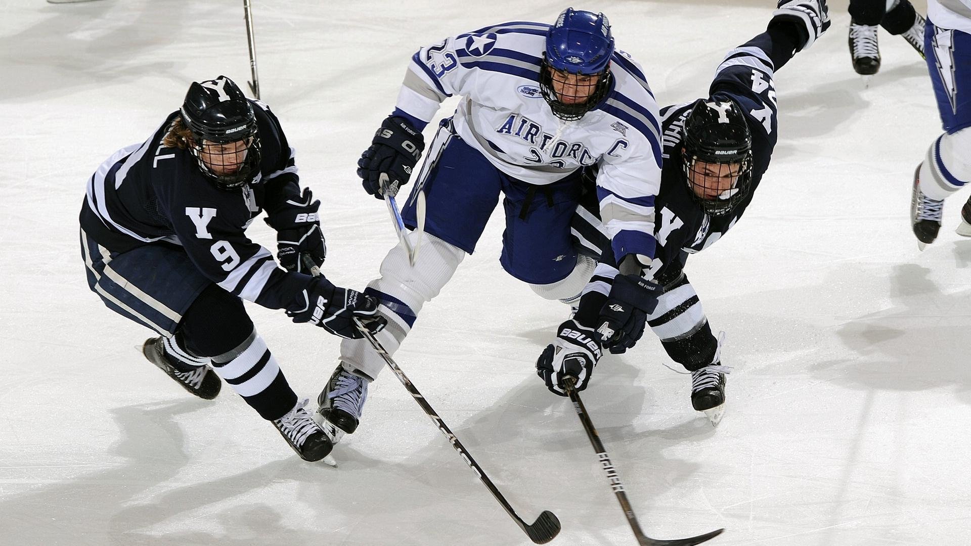 【青训探索】少年运动员顿悟：攻守搭配的系统训练课程，青少年运动员训练指南