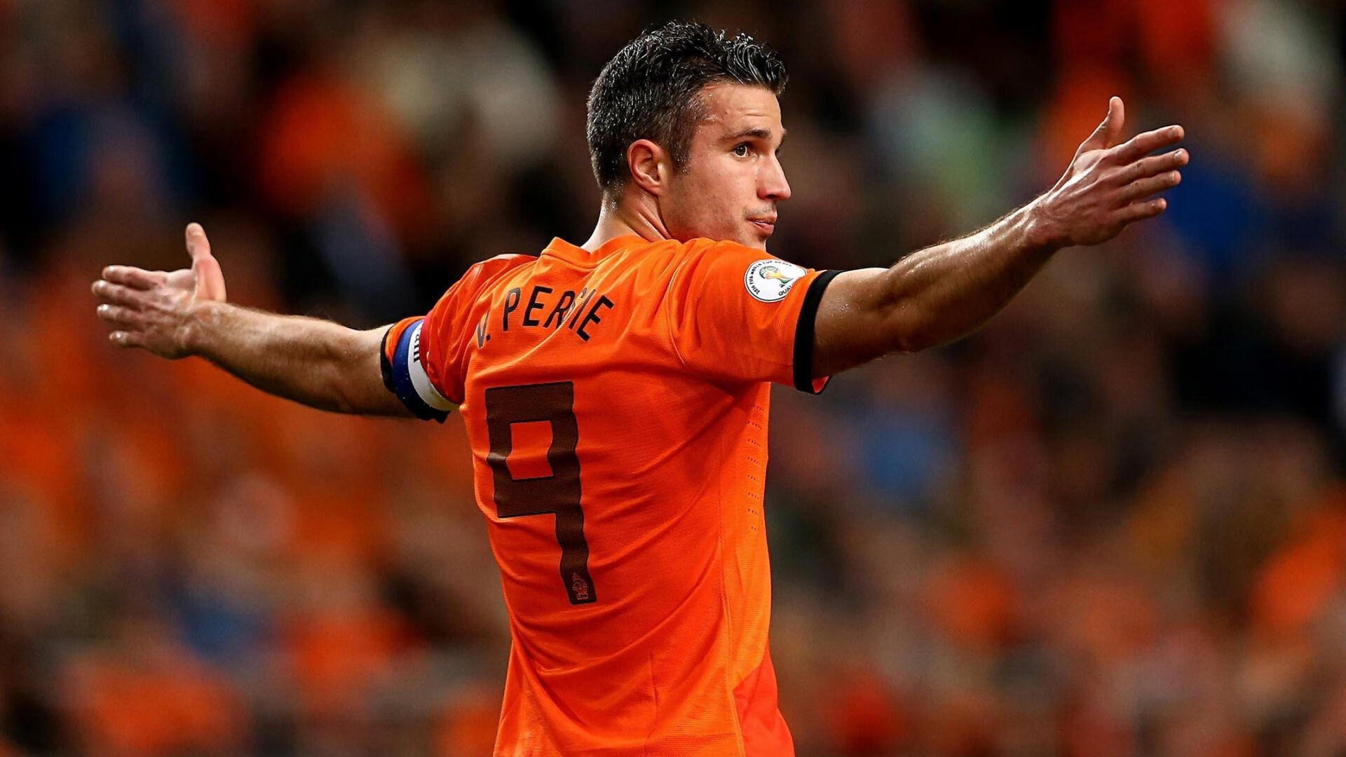 国际足球裁判培训班在中国连续举办，判罚水平提升，中国国际级足球裁判