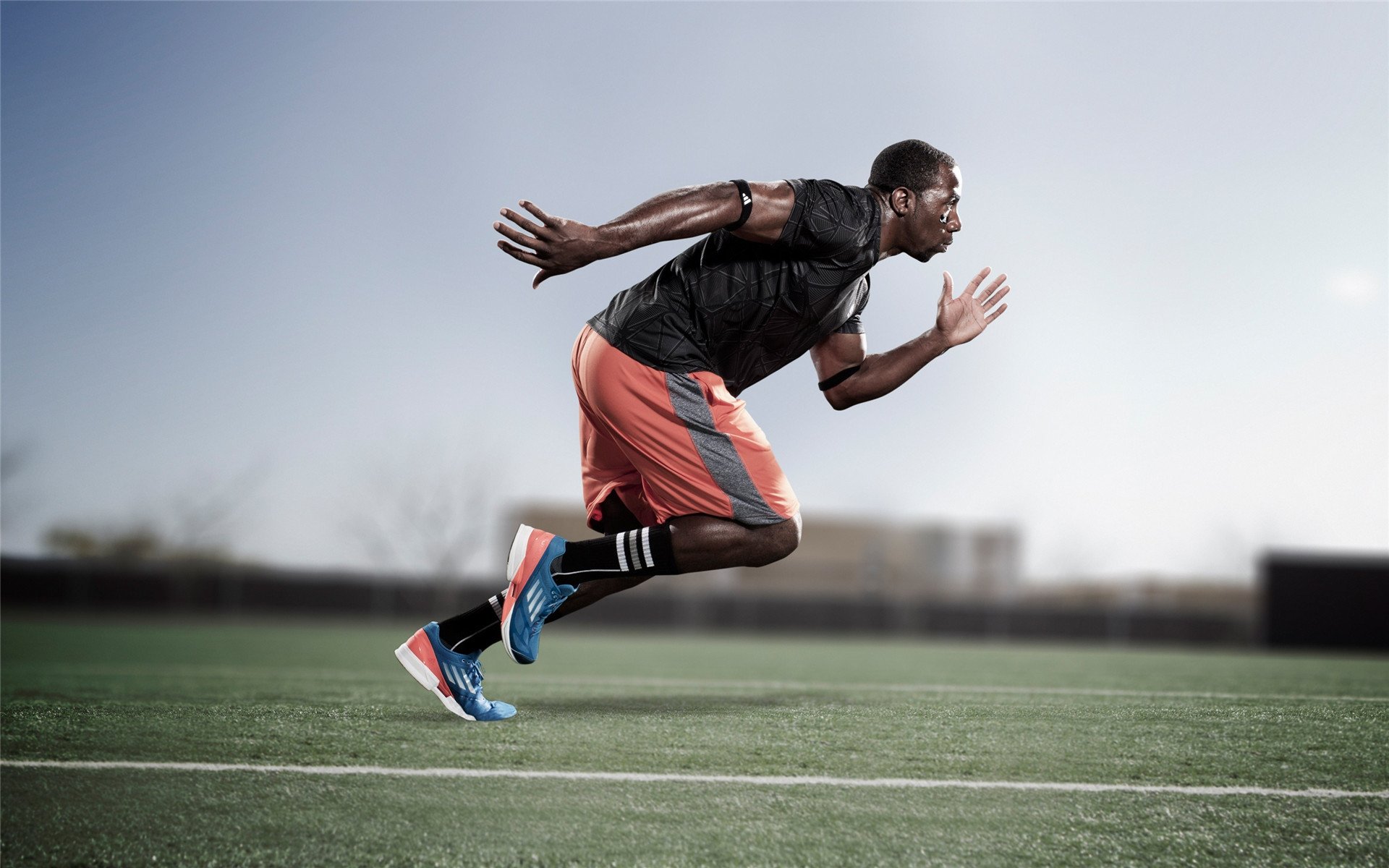 九游娱乐官方-足球场馆智能化管理系统全面普及，提高赛事组织效率，智能足球场设备采购