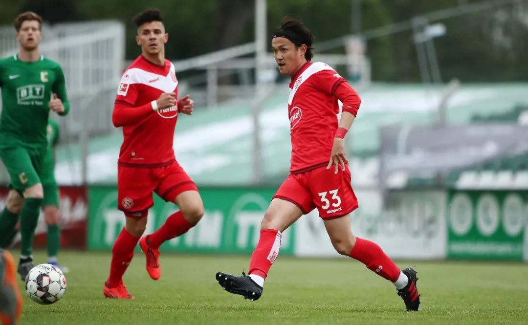 亚洲球员分布：为何德甲成首选？