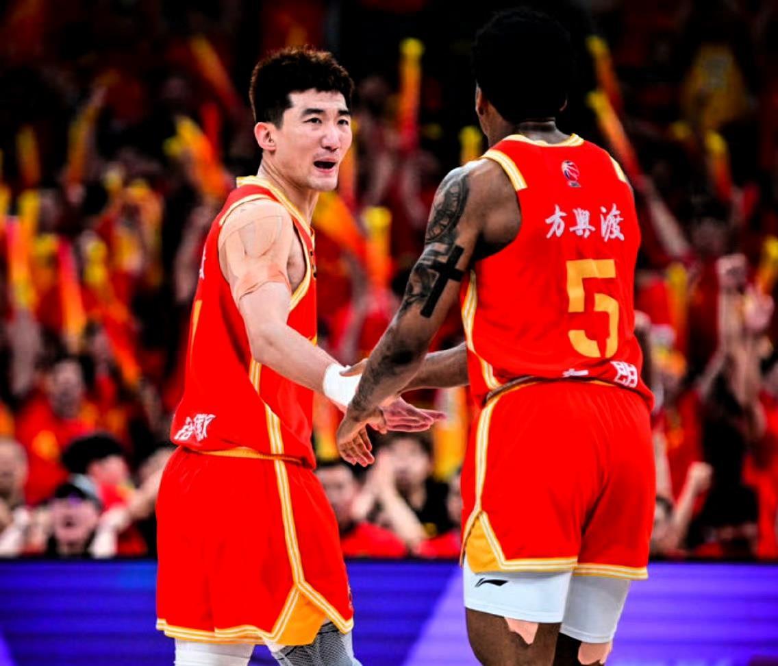 “CBA历史上的重要瞬间，铭记那些荣耀！”