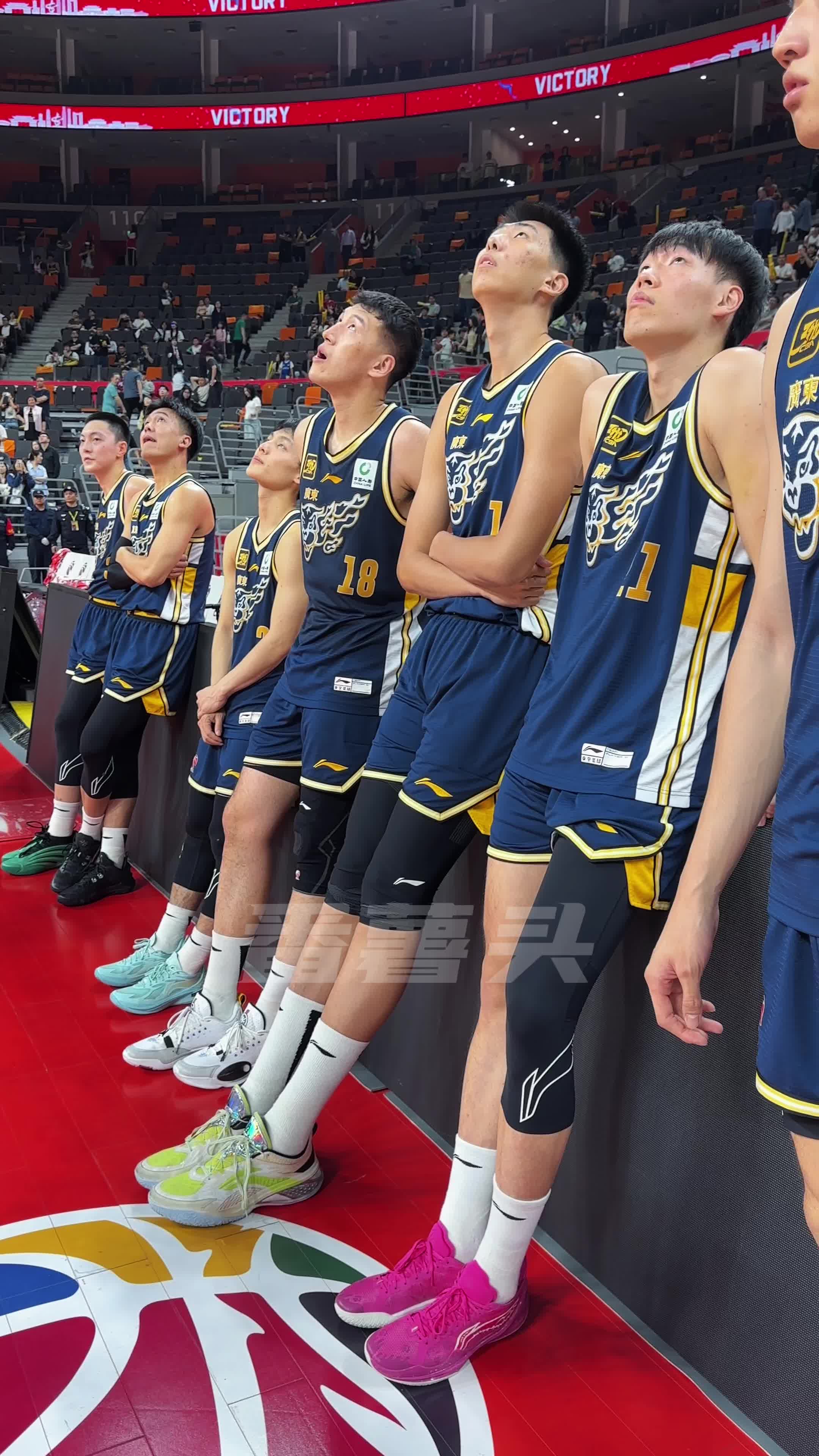 九游体育官网入口-“CBA的球迷文化，激情与梦想共振的瞬间！”