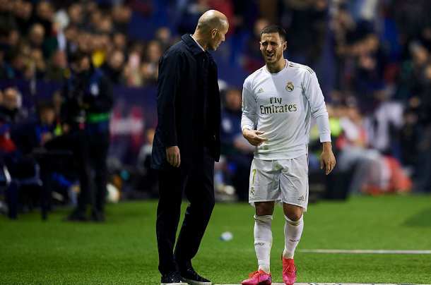 九游体育官网入口-足球薪资帽出台，豪门引援受限