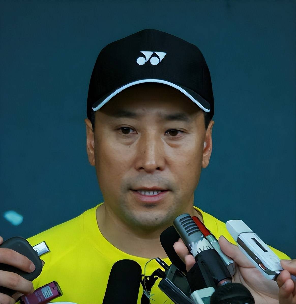 传奇教练专访：执教三十年的变与不变的简单介绍