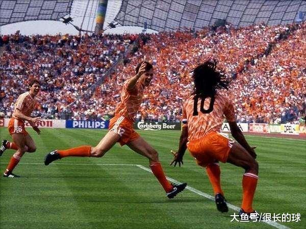 西甲青训对比：拉玛西亚vs皇马青训营